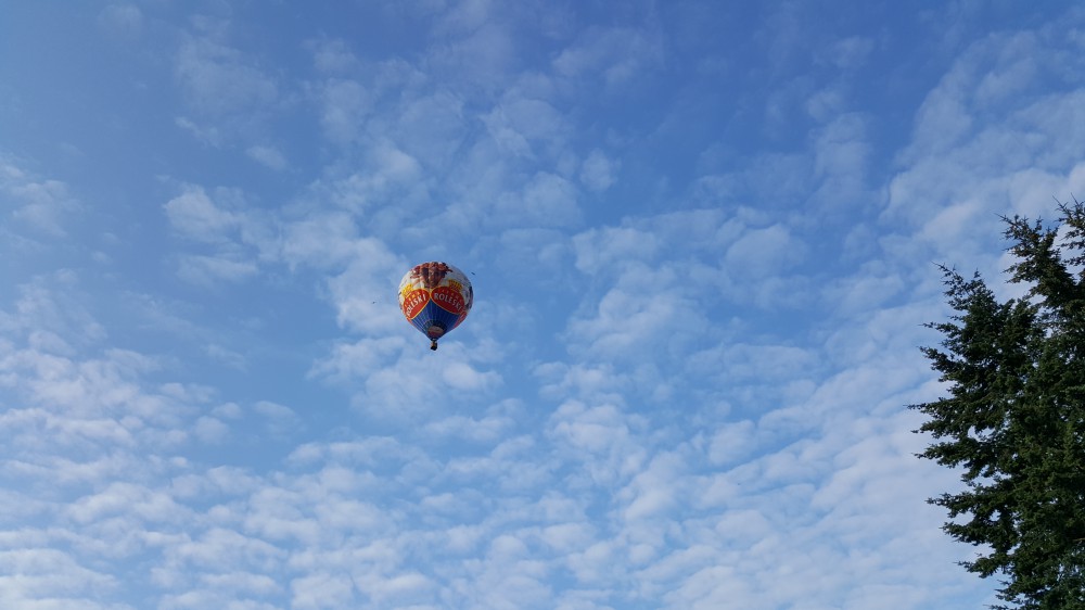 Balon na niebie